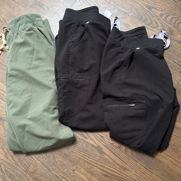 Figs Pants - Figs pants bundle medium